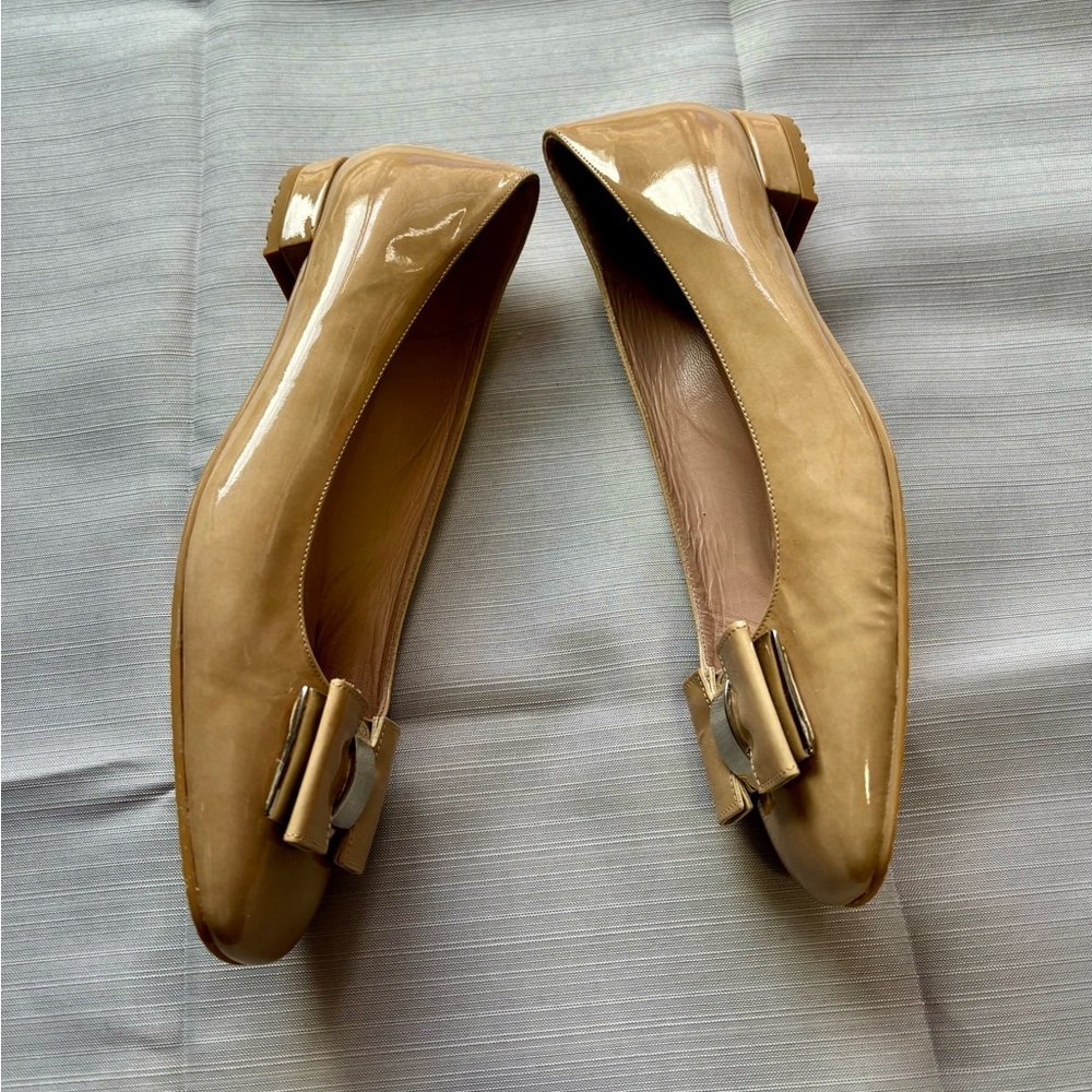 Stuart Weitzman Shoes - size 9.5 - Picture 5 of 8